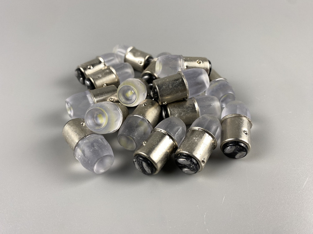 Світлодіодна автомобільна лампа стоп-сигнал/покажчик повороту 12V 2-ух контактний цоколь 1157 BAY15d Мукачево - фото 1