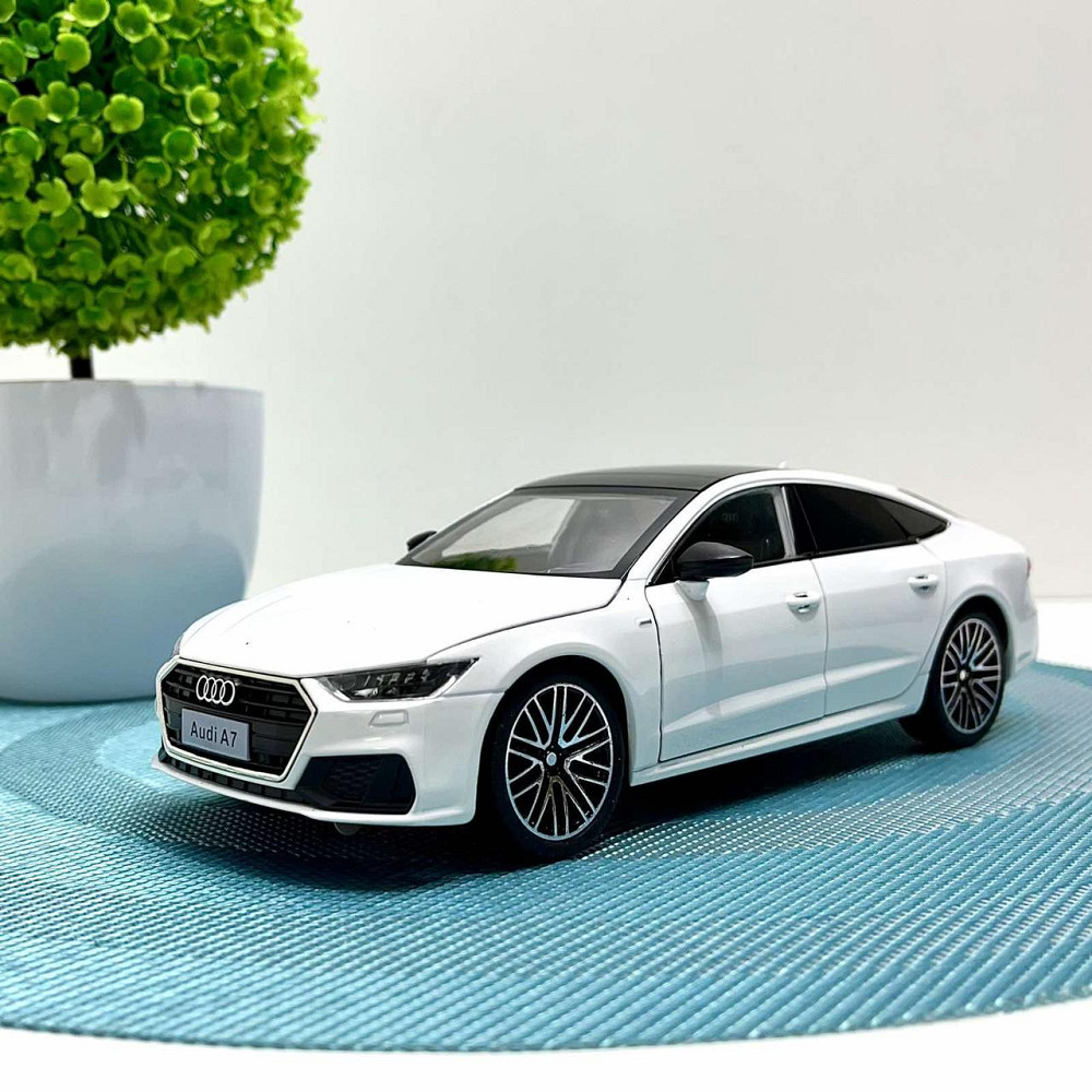 Машинка Audi А7 Авто Експерт металопластик 1:24 звук світло інерція Біла (1904-17) Чернигов - изображение 1