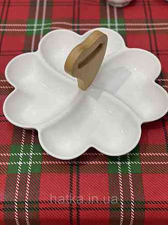 МЕНАЖНИЦЯ З КРИШКАМИ НА БАМГУКОВОЇ ПІДСТАВКИ 28Х28Х16СМ Київ