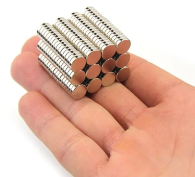Сильные круглые магниты 8x2мм, набор 100шт для творчества Киев