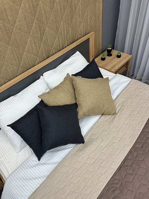 Покрывало двустороннее Decorator Microfiber куб 160х215 см капучино с бежевым (85-075) Киев - изображение 6