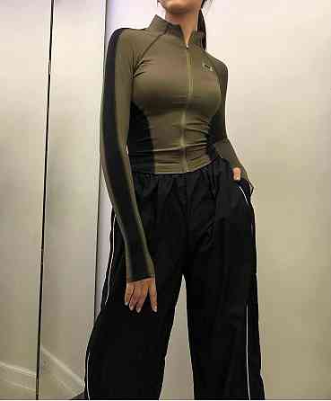 Жіночий стильний костюм двійка: лонгслів + штани карго мікродайвінг + плащівка Одеса