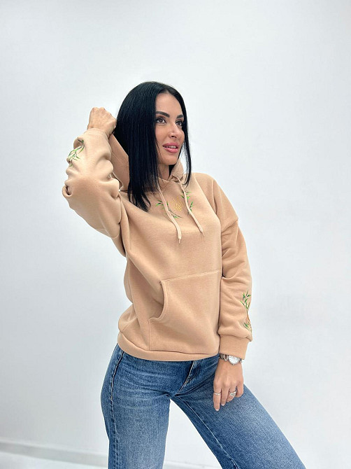 Утепленный худи с патриотическим принтом 