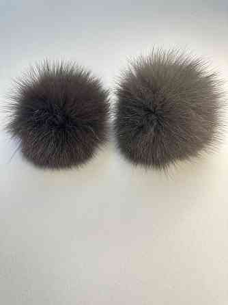 Помпони бубони хутряні песцеві на шапку 10-12см Коричневий Харків