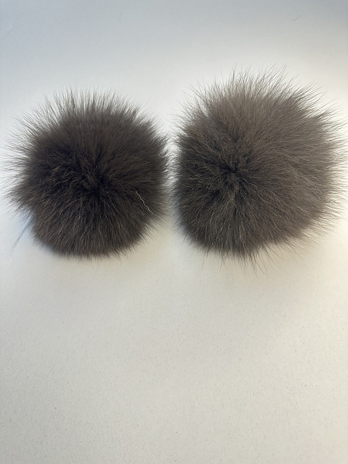 Помпони бубони хутряні песцеві на шапку 10-12см Коричневий Харків - фото 4