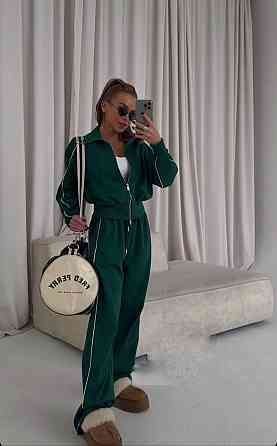 Женский стильный теплый костюм двойка трехнитка на флисе Бутылка, 44/46 Одесса