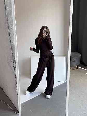 Жіночий базовий прогулянковий костюм-двійка: лонгслів і штани турецька віскоза Шоколад, 48/50 Одеса