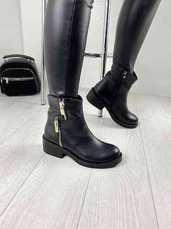 Injers Жіночі черевики INJERS чорні натуральна шкіра висота 13см розмір 37 (2909) Коломия