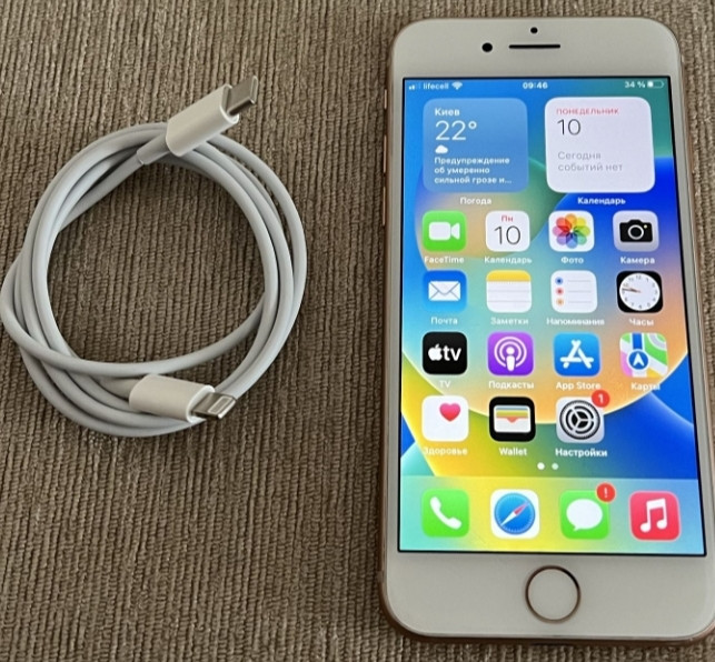 Айфон: iPhone 8 64Gb. Київ - фото 1