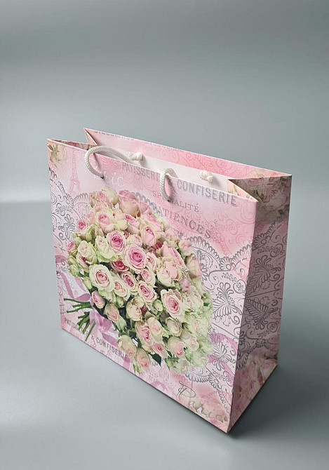 Пакет бумажный подарочный квадратный 23*24*10(артKV-133) (12 шт) Харьков - изображение 1