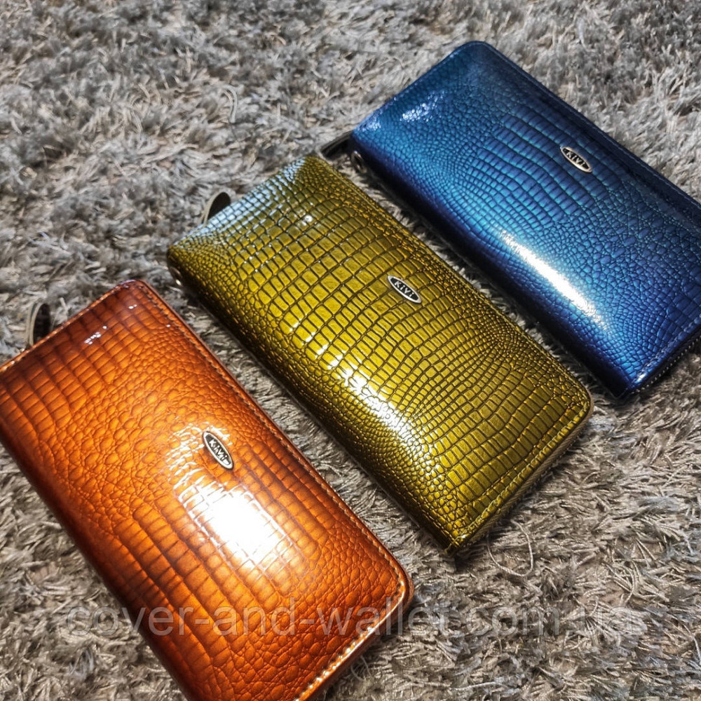 Жіночий гаманець на блискавці зеленого кольору Kivi Київ - фото 2