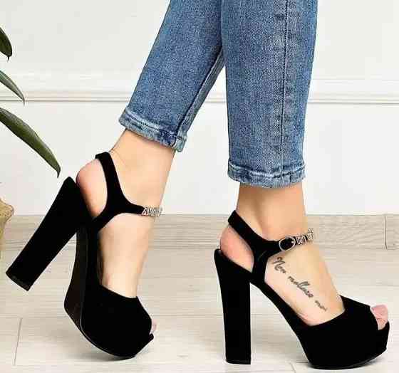 Жіночі Чорні Босоніжки на Каблуці Замшеві Модельні (розміри: 40) — 4-8 Дніпро