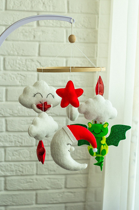 Дитячий музичний мобіль на ліжечко для немовлят WooolyWool «Дракончик» з 35 мелодіями Київ - фото 6