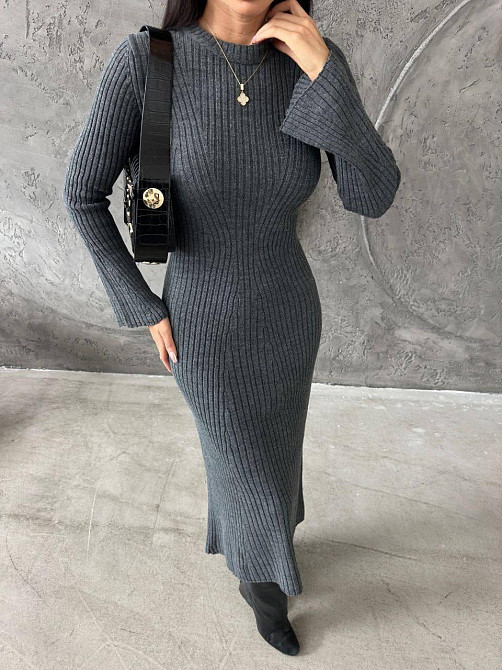 Женское базовое миди платье машинная вязка Графит Одесса - изображение 1