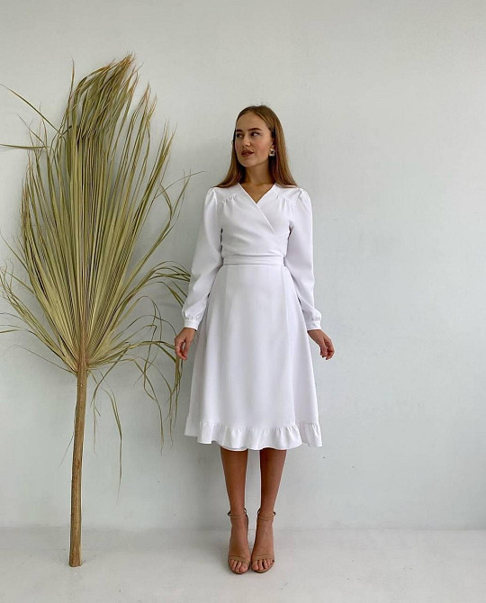 Жіноче романтичне плаття на запах костюмка Молочний Одеса - фото 2