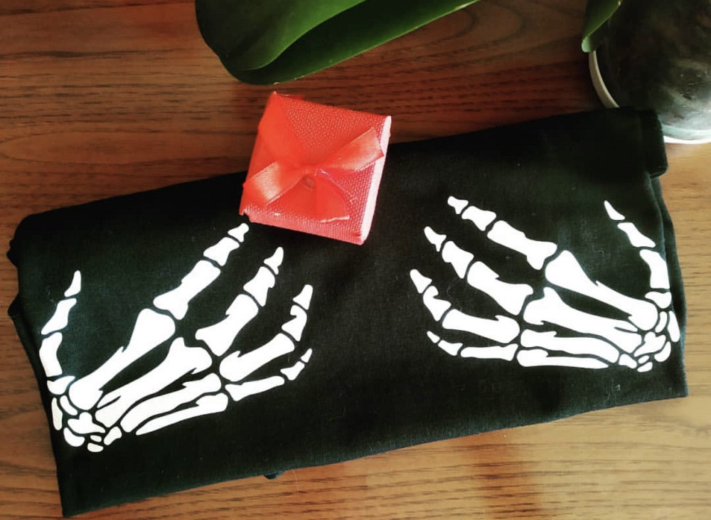 Черная футболка с индивидуальным принтом ! Черновцы - изображение 1