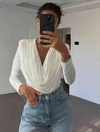 Женское боди с красивым декольте Одесса