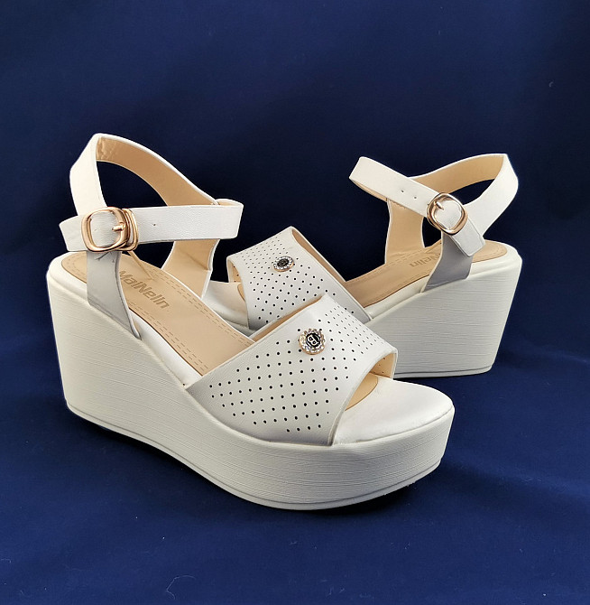 Женские Сандалии Босоножки на Танкетке Платформа Белые Летние (размеры: 38,39,40) - 15 Днепр - изображение 8