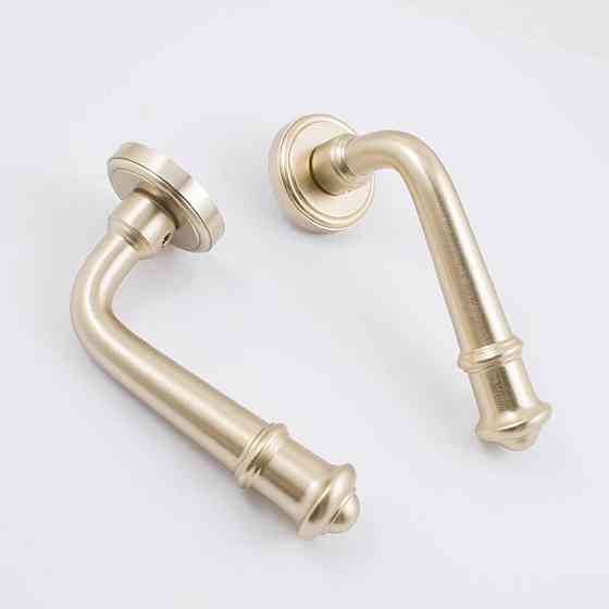 Ручка Salice Paolo Tudor 2000SB OCS мат золото R ф/з Київ