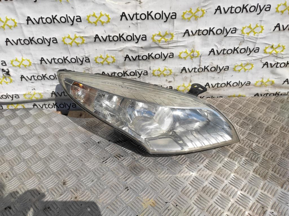 Фара права Renault Megane III 2009-2012 (260100017R) Ковель - фото 3