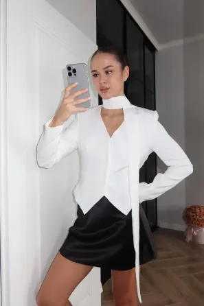 Піджак, що формує силует і виглядає дорого — без зайвих деталей. Одеса