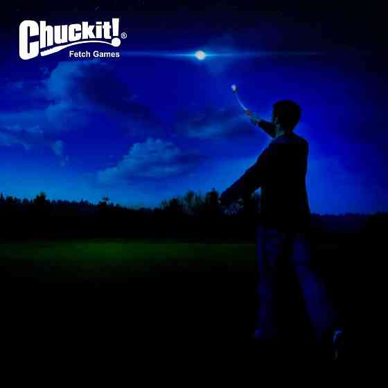 Игрушка пусковая установка для собак Chuckit! с мячом, светящимся в темноте Винница