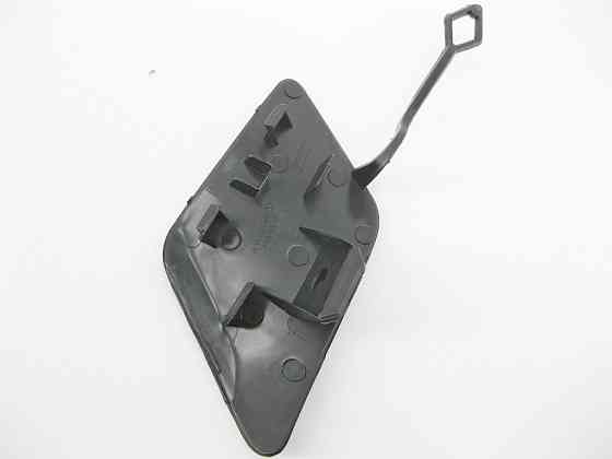 Mercedes-Benz  A2048850526 Нова кришка - заглушка буксирувального гака в передньому бампері C-Class W204 Одесса