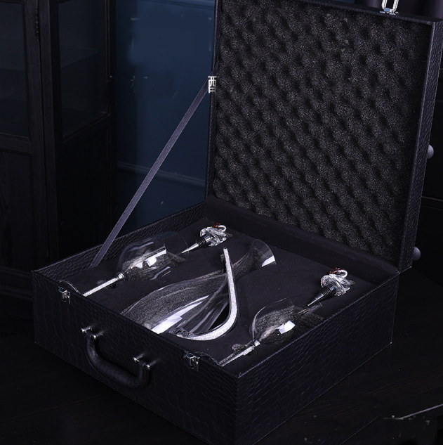 Декантер графин для вина Глек 2 келихи з КРИСТАЛАМИ, 2 пробки ПОДАРУНКОВИЙ КЕЙС Кременчук - фото 2