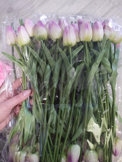 Штучні тюльпани 5 штук  34 см на 4,5 см бежево-фіолетовий Київ - фото 2