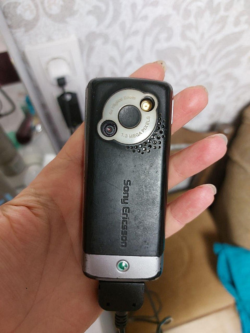 Мобільний телефон Sony Ericsson кнопковий несправний на запчастини Б/В Київ - фото 3