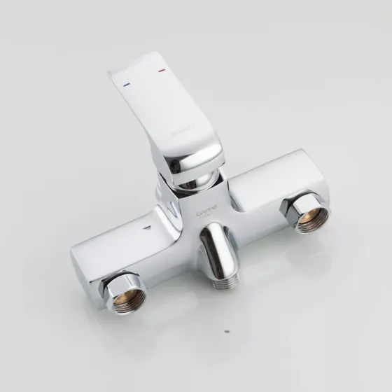 Смеситель для ванны GAPPO Aventador G2250-8 с душевым гарнитуром Киев