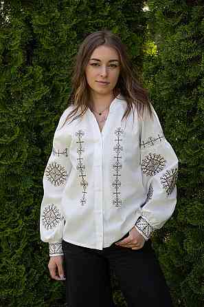 Жіноча вишиванка-сорочка з довгим рукавом лляна топ Київ