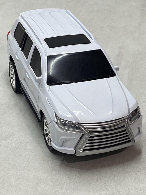 Джип на радіокеруванні з підсвічуванням фар масштаб 1:16 Білий (HC 301 D) Чернігів - фото 2