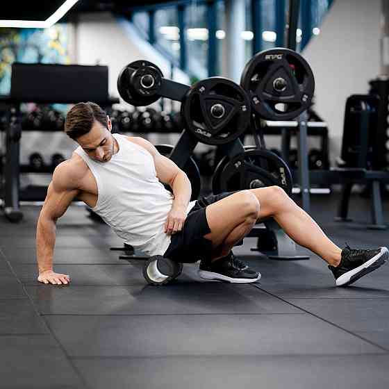 Массажный ролик Gymtek для йоги и фитнеса EVA 33*14см черный Киев