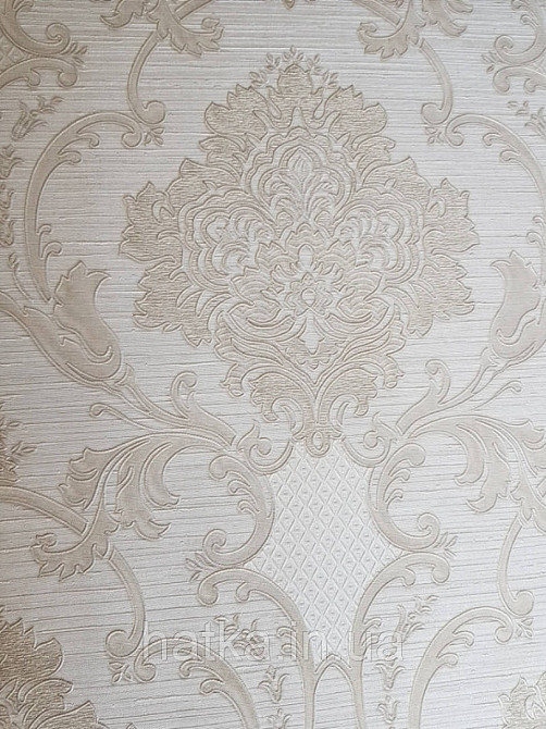 Шпалери вінілові на флізелін Grandeco Montana A45004 метрові вензелі структурні золотом на молочному під Київ - фото 1