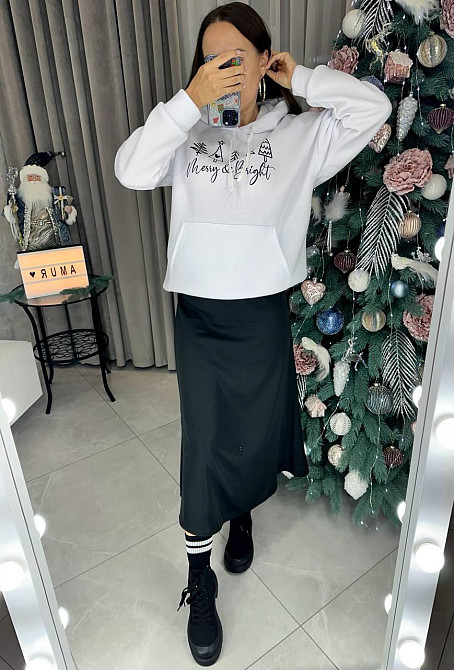 Женское уютное оверсайз худи с новогодним принтом трехнитка на флисе Молочный, 42/46 Одесса - изображение 3