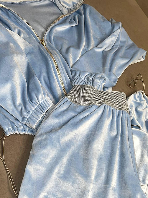 Жіночий стильний повсякденний костюм із ніжного велюру Блакитний, 42/44 Одеса - фото 2