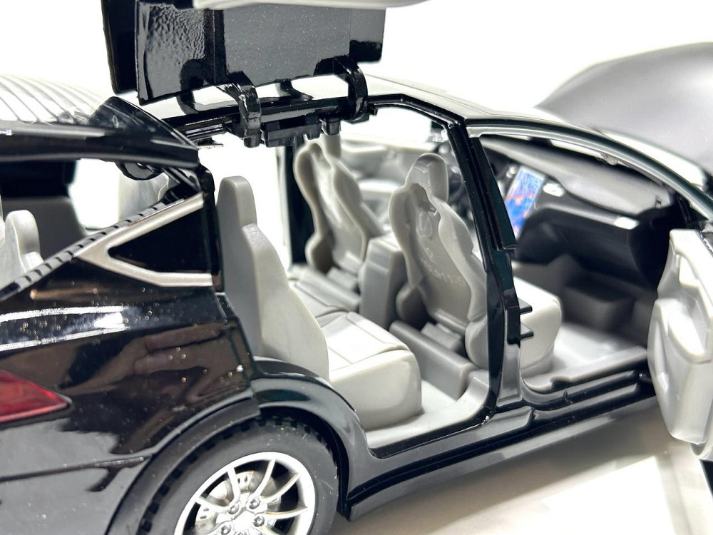 Машина Автосвіт Tesla Model X інерційна відчиняються двері капот багажник 20см Чорна (AP-1722) Чернигов - изображение 7