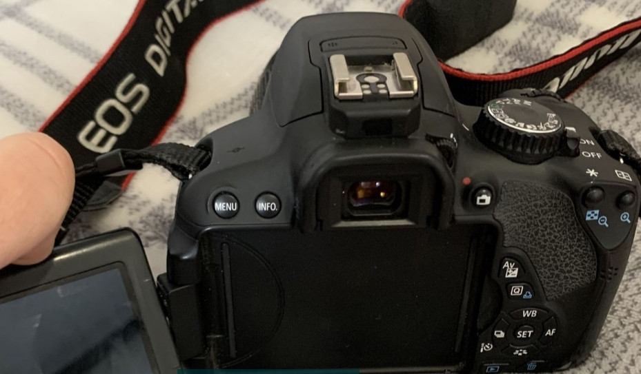 Фотоаппарат Canon 650D. Киев - изображение 3