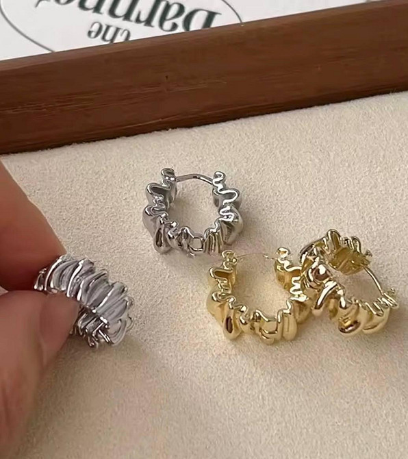 Сережки кільця сріблясті фактурні, мінімалістичні сережки обручі, стильні сережки Київ - фото 5