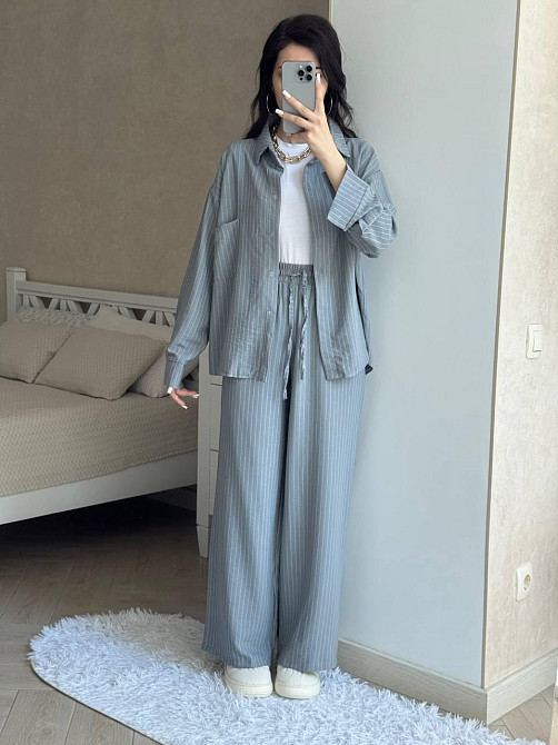 Жіночий базовий брючний костюм двійка: сорочка і брюки у смужку турецький тіар Одеса - фото 1