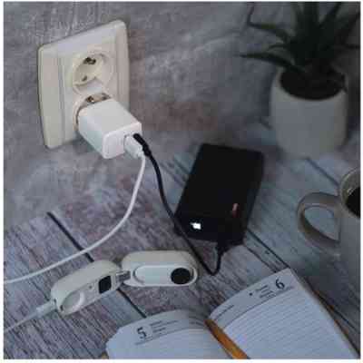 Зарядное устройство EMOS V02G20 1xUSB-A + 1xUSB-C PD20W GaN (V02G20) Винница