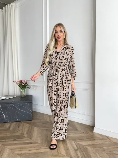 Легкий и стильный костюм Одесса - изображение 2