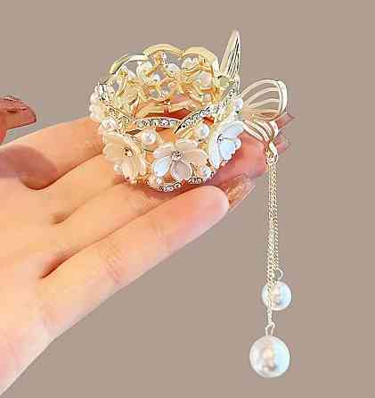 Заколка краб для волосся з квітами та перлинами, декоративна заколка метелик Київ