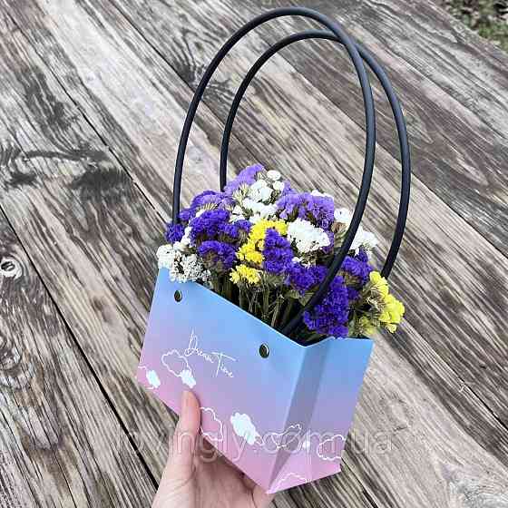 Буктик цветов для поздравления 