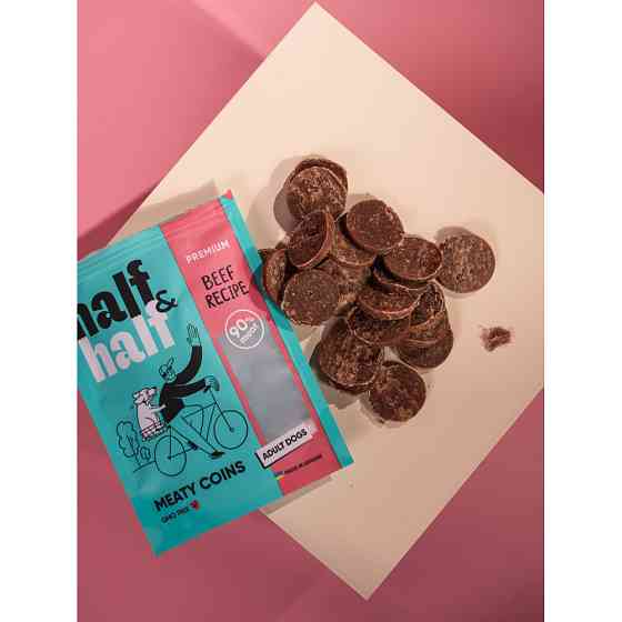 Лакомства для собак Half&Half в форме мясных монеток с говядиной, 100 г Винница