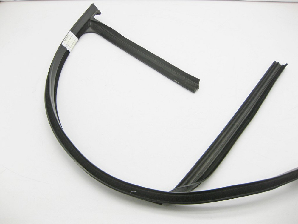 Mercedes-Benz  A2047251525 Ущільнювач опускного скла передніх лівих дверей C-Class W204 Одеса - фото 4