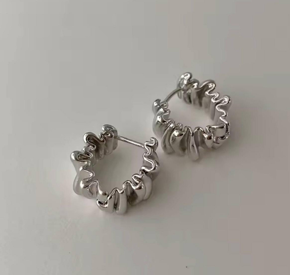 Сережки кільця сріблясті фактурні, мінімалістичні сережки обручі, стильні сережки Київ - фото 1