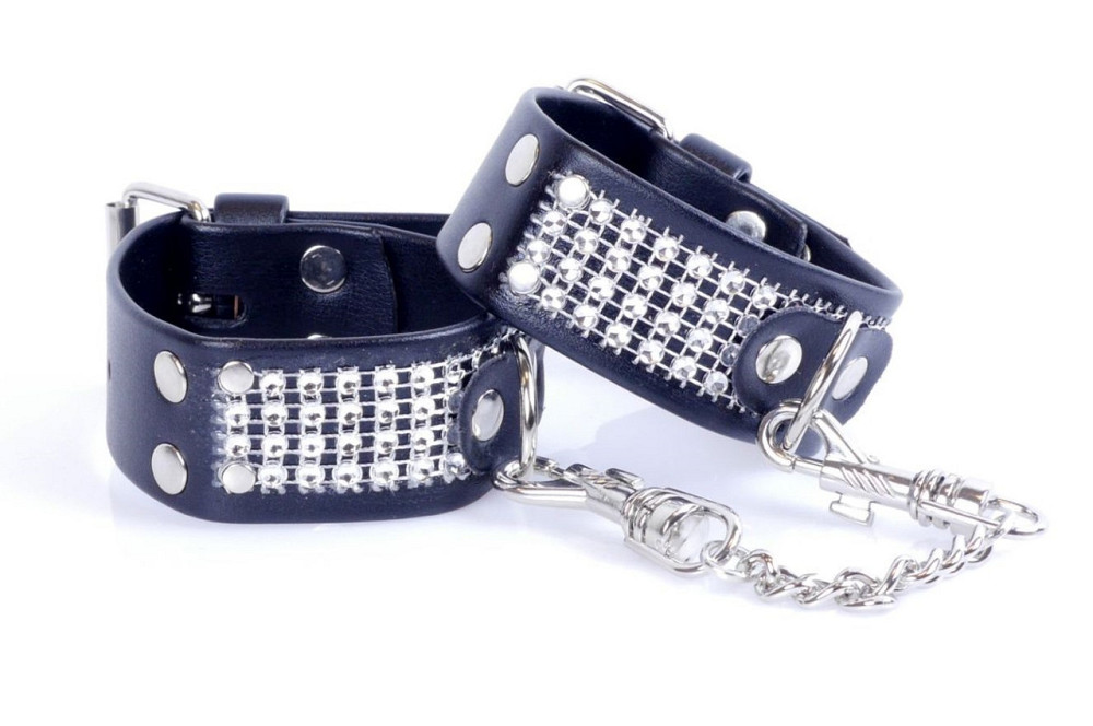 Наручники зі штучної шкіри з кристалами Fetish Boss Series - Handcuffs with cristals Silver, BS3300094 Sex Aura Київ - фото 1