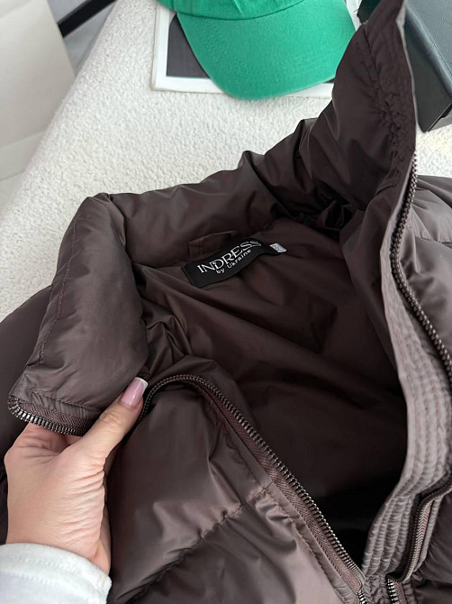 Жіноча стильна повсякденна куртка на біопуху плащівку лаке Шоколад, 46/48 Одеса - фото 2